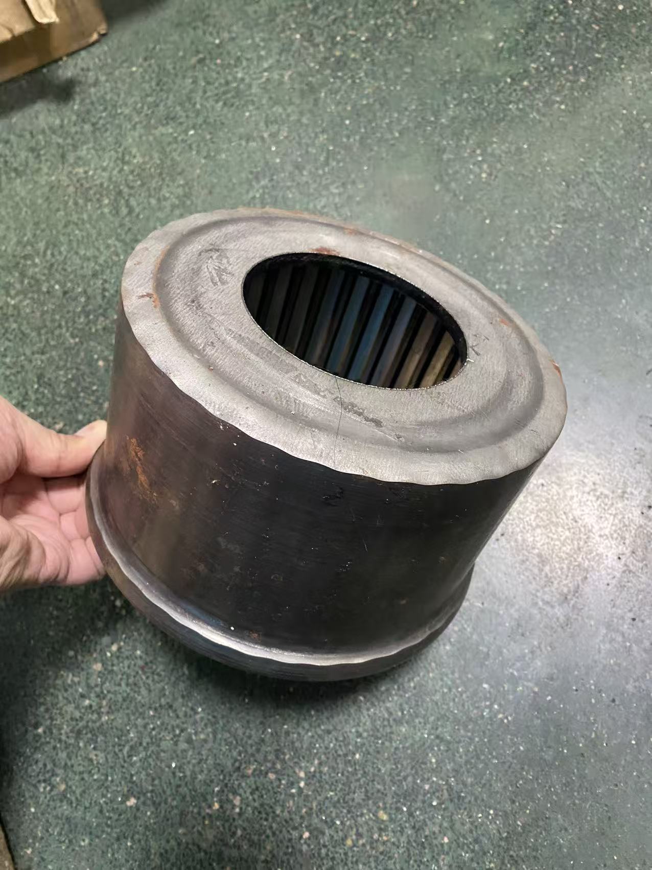 һ��ְ�ֱ��һ�γ��ͣ���ѹ���ڳݣ�ͼʾ�����