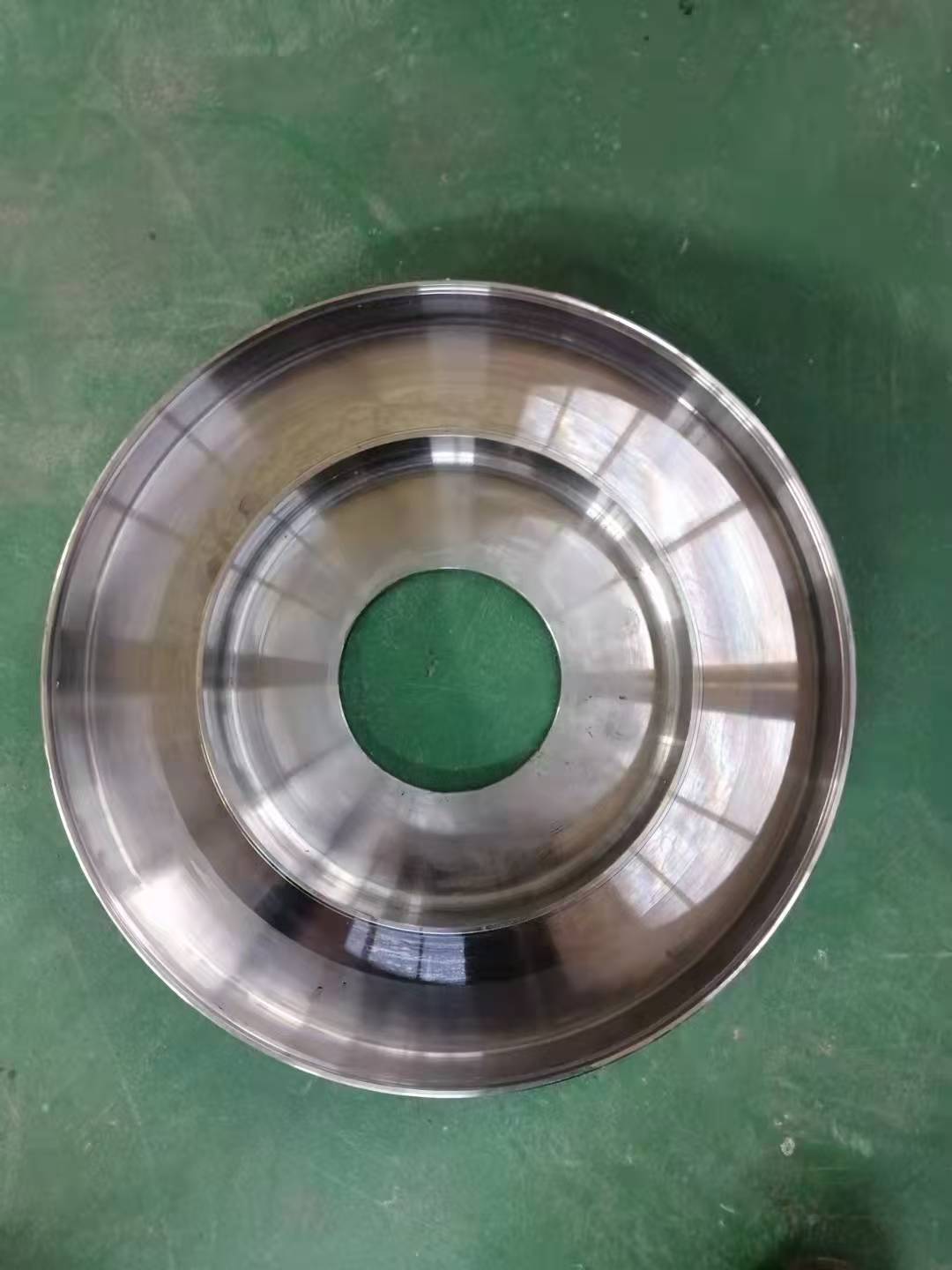 �������������һ��ְ強ѹ���ͣ�������ı���